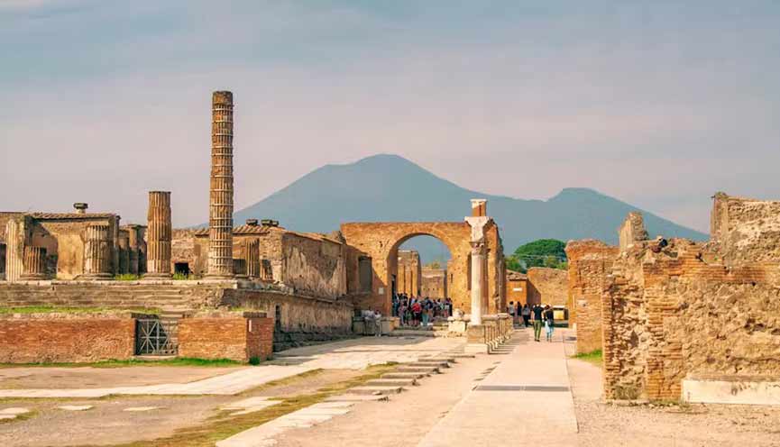 Tour y transporte por Pompeya y Vesubio desde Nápoles. Compra de entradas en línea